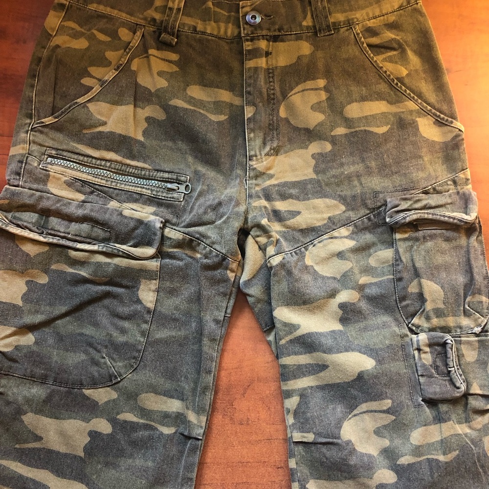 Camo Cargo Shorts S 🩳